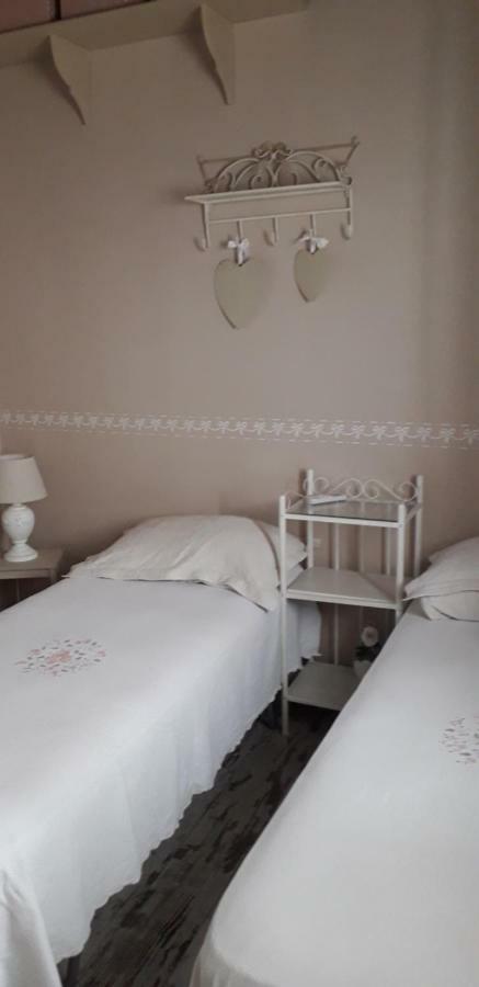 Ferienwohnung Soffio Di Provenza Pozzallo Exterior foto